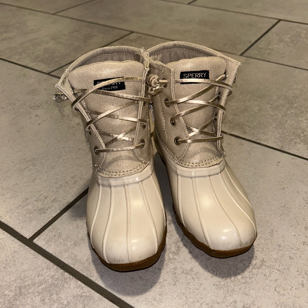 Girls Sperry Boots
